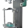 Metal cap locking machine \ \ semi-automatic bottle capping machine \ \ Chengdu, locking cover machi