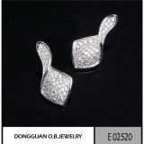 E2520 Single Diamond Earrings